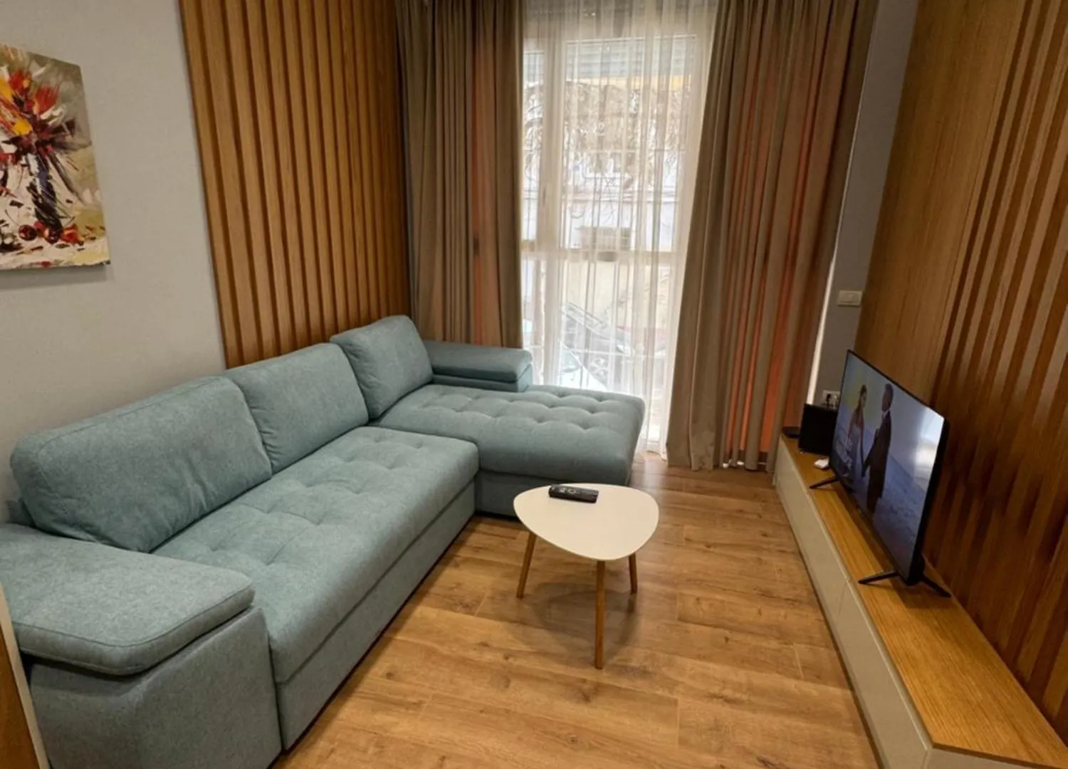 Centrepoint Stylish Apartment Tirana Albania