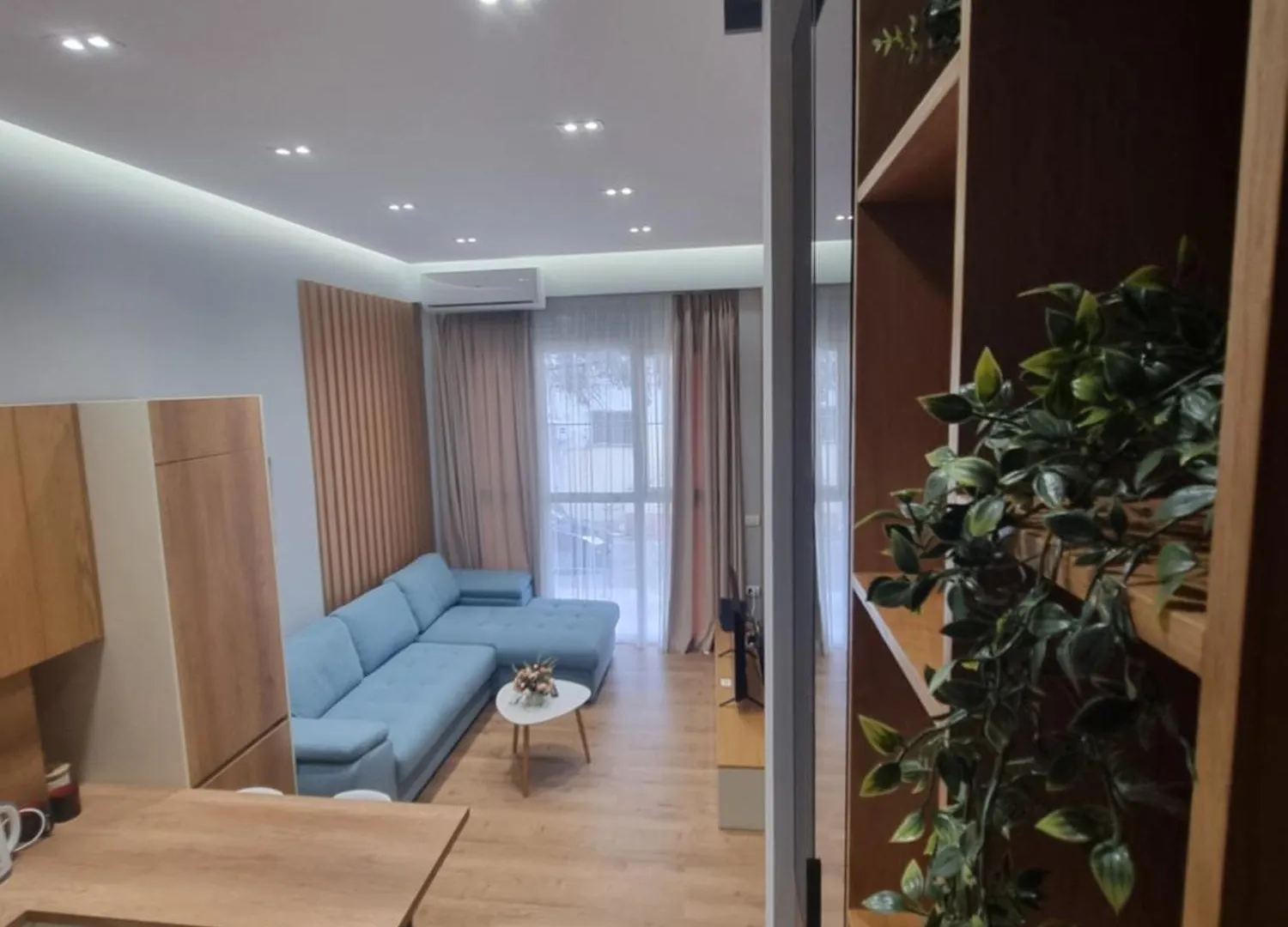 Centrepoint Stylish Apartment Tirana 0*,  Albania